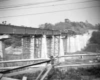 押切川付近の低地を渡る鉄橋