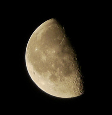 GH1で撮った月